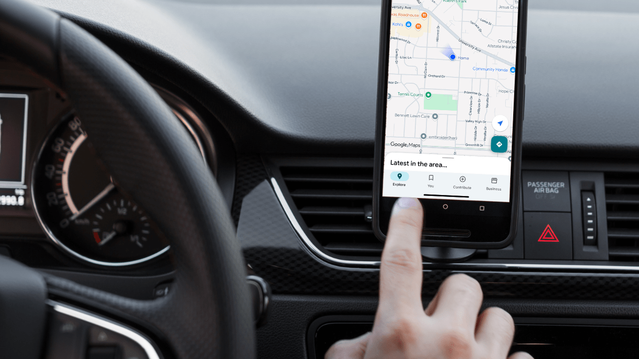 A driver using google maps
