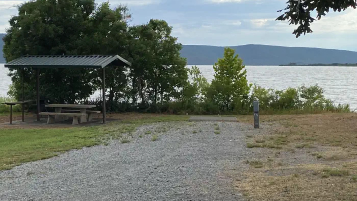 Potato Hills Central - Sardis Lake